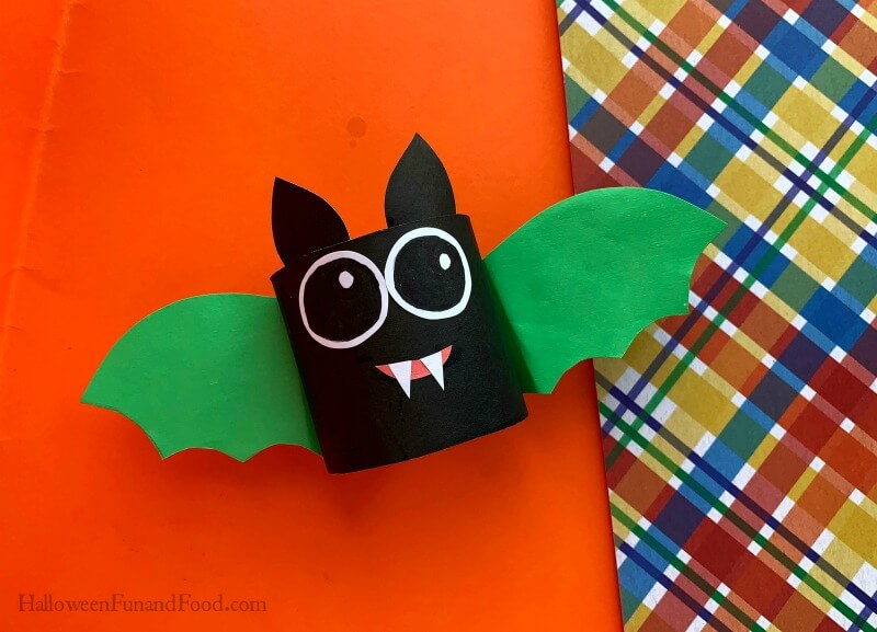adorable-halloween-bat-craft-with-toilet-paper-roll-for-kids Adorable Halloween Bat Craft With Toilet Paper Roll