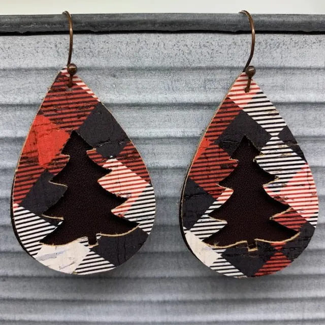 diy-leather-christmas-tree-earring-for-eve DIY Leather Christmas Tree Earring For Eve