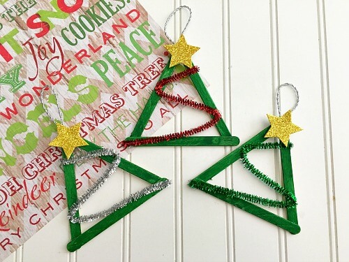 easy-ice-pop-and-pipe-cleaner-christmas-craft-for-toddlers Easy Ice Pop and Pipe Cleaner Christmas Craft for Toddlers : Ice Stick Craft for Kids