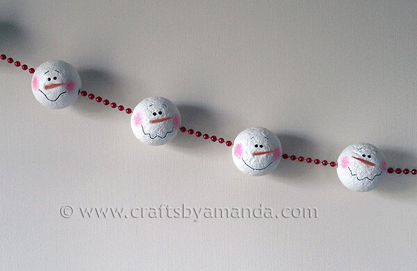 easy-to-make-styrofoam-snowman-garland-idea Easy-To-Make Styrofoam Snowman Garland Idea Styrofoam Balls Crafts & Ornaments for Christmas