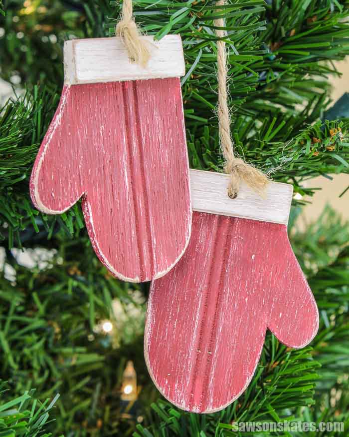 easy-wood-mitten-craft-to-make-with-your-parents Easy Wood Mitten Craft To Make With Your Parents