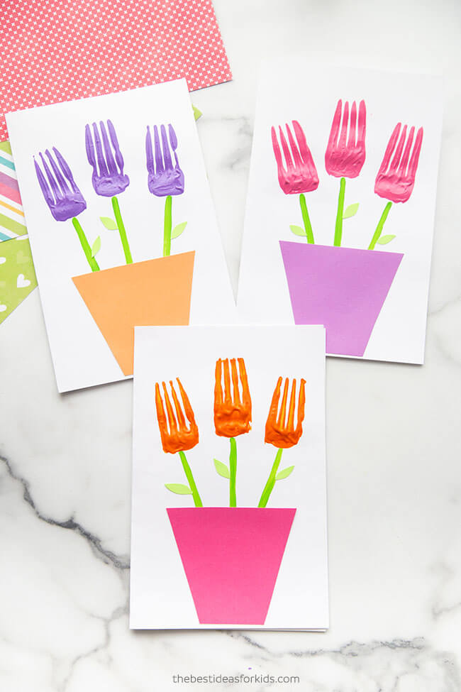 fun-and-easy-fork-and-paper-flower-painting-art-ideas-for-toddlers Fun And Easy Fork & Paper Flower Painting Art Ideas For Toddlers