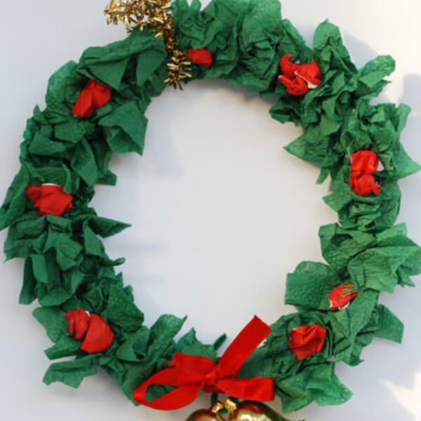 holly-tissue-wreath Napkin Wreath Craft