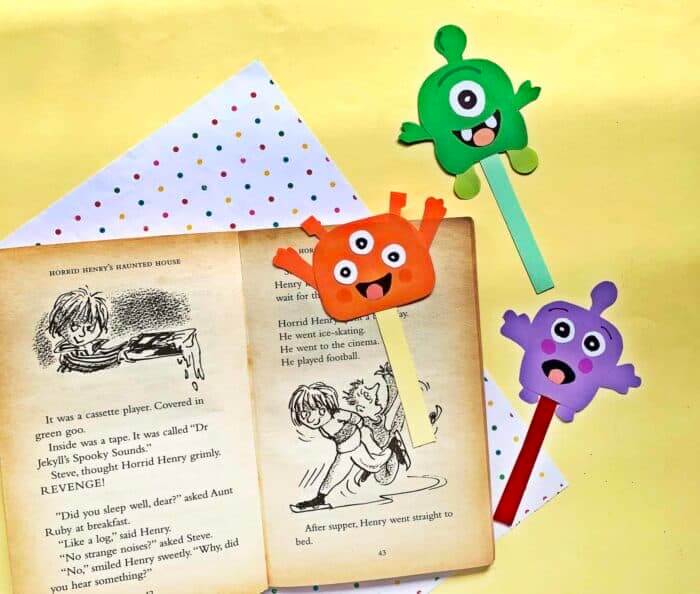 popsicle-sticks-funky-bookmarks Popsicle Sticks Funky Bookmarks : Simple Popsicle Stick Crafts For Preschoolers