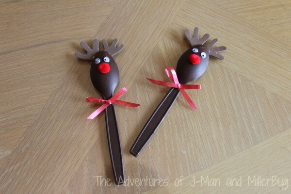 quick-and-simple-spoon-reindeer-craft Quick & Simple Spoon Reindeer Craft