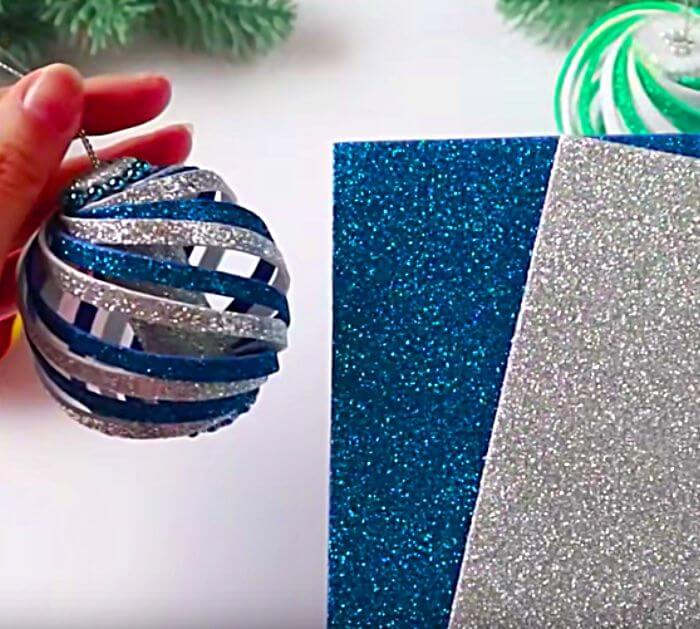 simple-christmas-tree-decoration-idea-using-glitter-sheets Simple Christmas Tree Decoration Idea Using Glitter Sheets