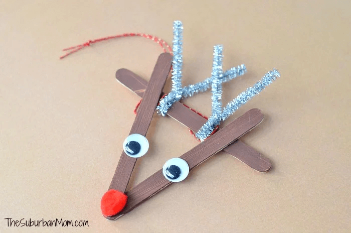 simple-ice-stick-and-pipe-cleaner-reindeer-christmas-craft-for-kids Simple Ice Stick and Pipe Cleaner  Reindeer Christmas Craft for Kids: Ice Pop sicle Christmas craft for Toddlers