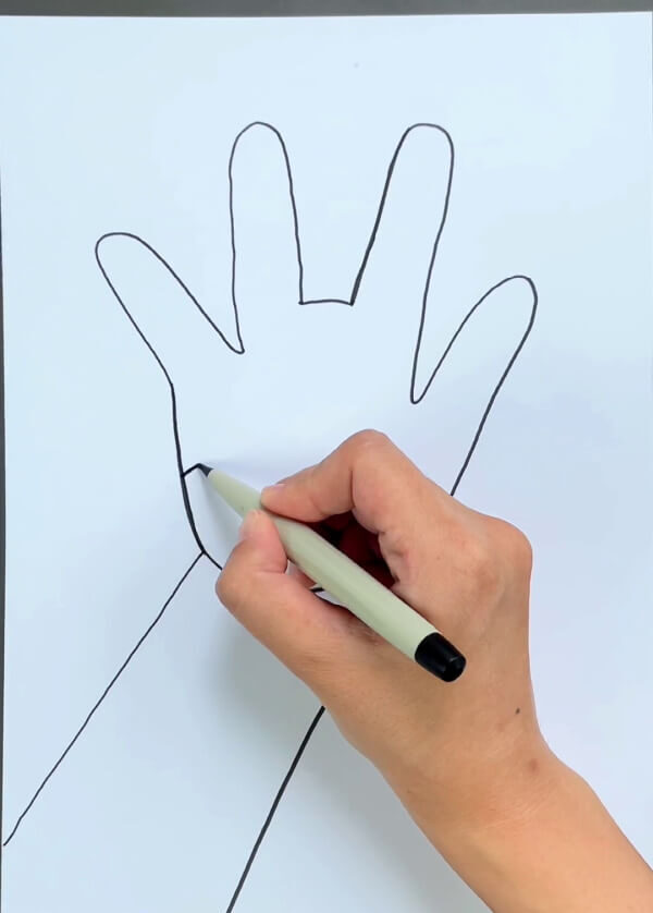 Spectacular Way Of Designing A Giraffe Handprint Art