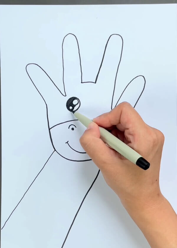 Incredible Technique For Creating Giraffe Handprint Painting