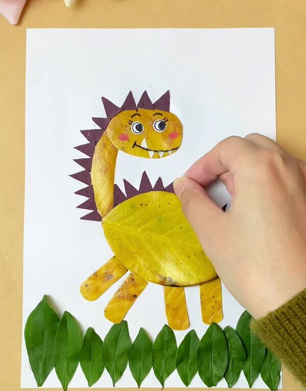 Scales of the Dinosaur- A Kid's Guide for Making a Dinosaur Animal Craft Out of Leaves