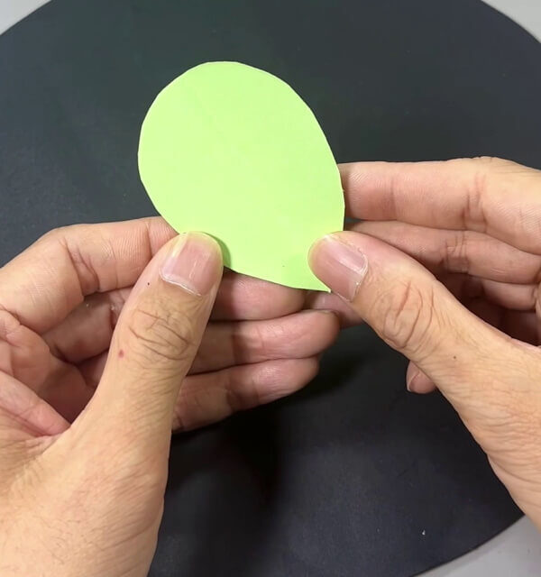 Unfolding Paper - Let the kids create their own paper cacti.