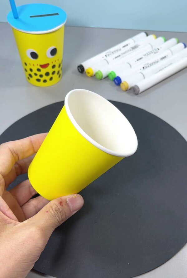 Getting Ready With a Paper Cup - Make your own DIY craft with this simple project.