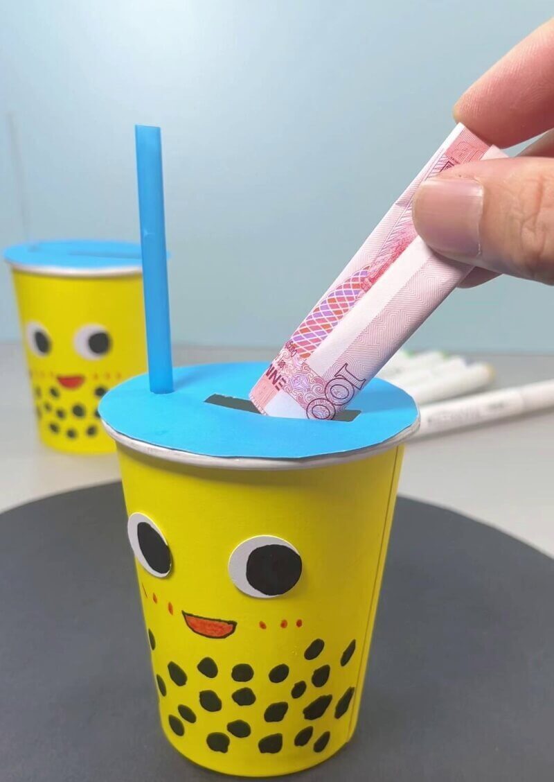 Your Paper Mug Craft Is Ready! - Generate your own paper mug with this easy craft.