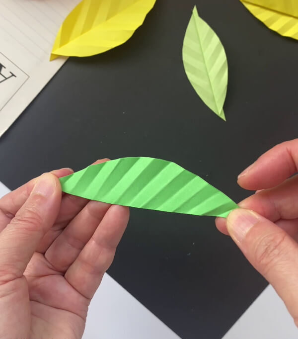 Unfolding The Zigzag Pattern A guide to creating a paper leaf for young learners
