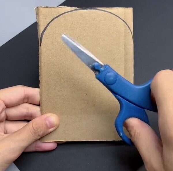 Making An Ice-cream Shape - Simple Instructions for Crafting Cardboard Ice cream